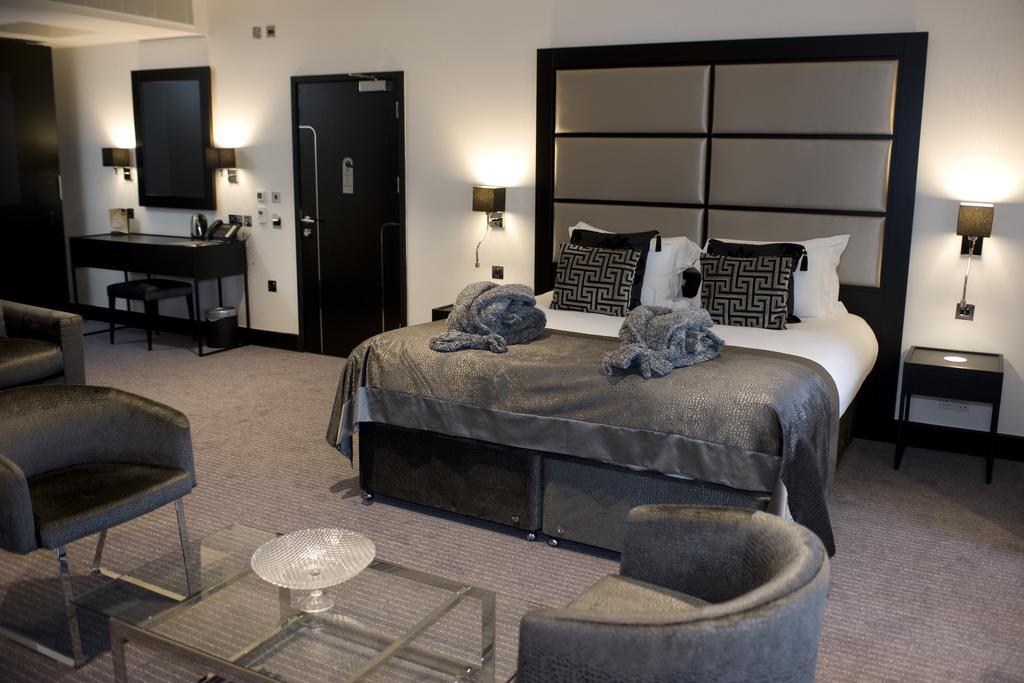 The Lodge At Kingswood Epsom Rom bilde